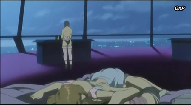 motoko-despierta-despues-de-orgia-lesbica.webp