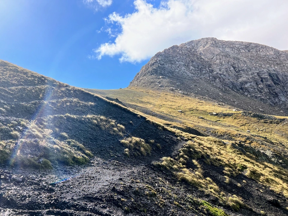 Black sands that give name to the Coll d&rsquo;Arenes mountain pass.