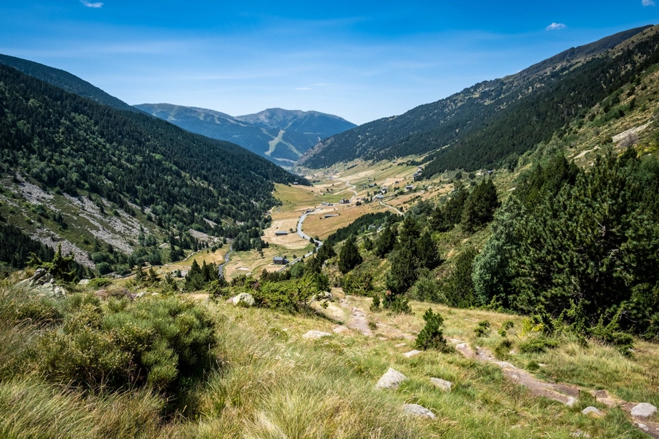 Downwards view of Vall d&rsquo;Incles.