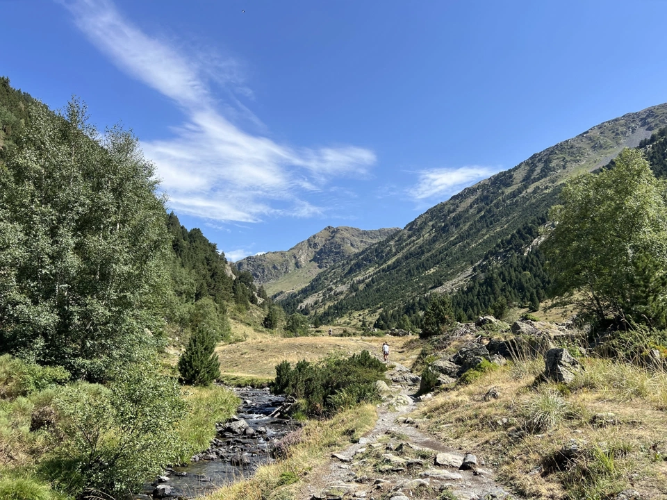 hiking-trail-open-valley.webp