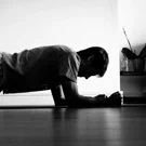 /attachments/quantitative-self/my-morning-routine/bw-man-doing-planks_hu_636b9c92d7d92203.webp