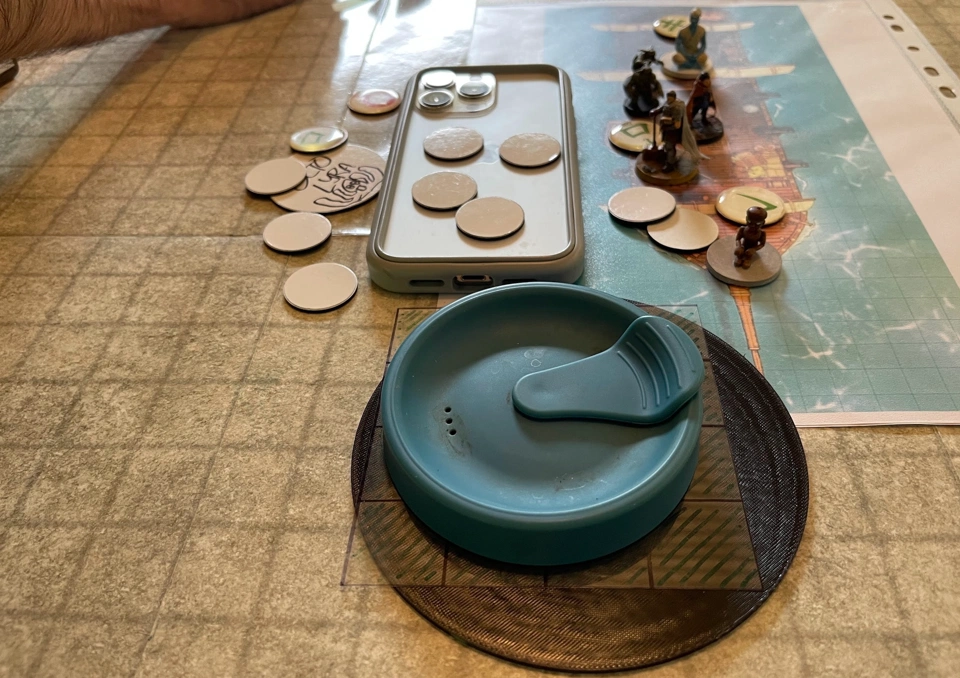 Octo-Lyra rescuing the fallen drow while the dragon turtle is blinded.