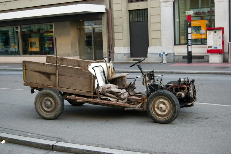 Tras considerarlo detenidamente decidí no incluir esta foto en la entrada sobre coches deportivos. .