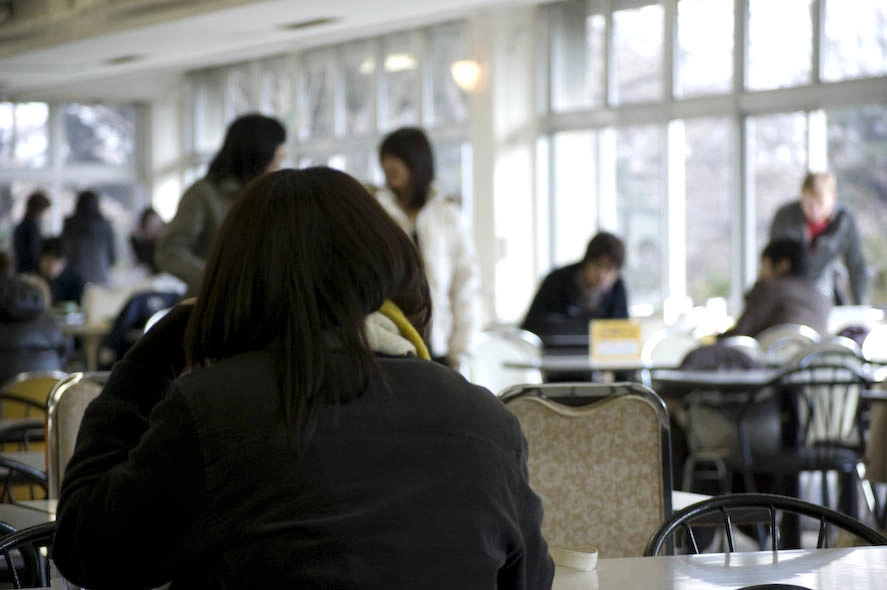 En el comedor de una de las cafeterías de Kawauchi.