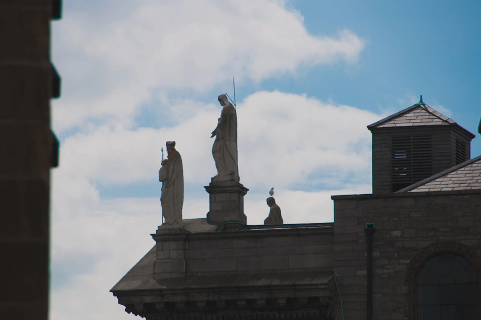 The bird sitting on top of the third statue’s head kind of takes his magnificence away but what it loses there it makes up now in personality.