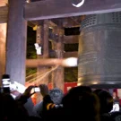 /attachments/trips/fin-de-ano-en-kyoto-y-feliz-2008/monjes-golpeando-campana-gigante-kyoto_hu_6fb86180e42f1513.webp