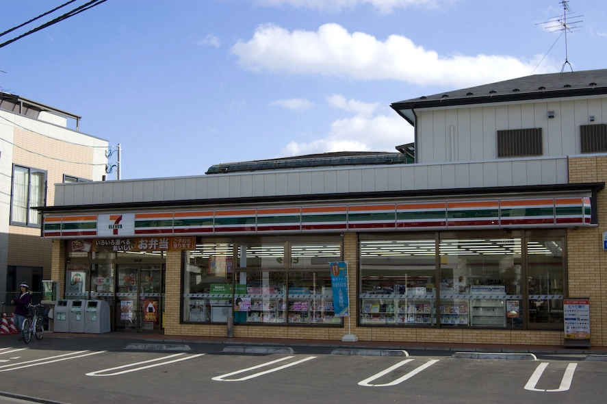 7eleven-grocery-store-sendai-exterior.webp