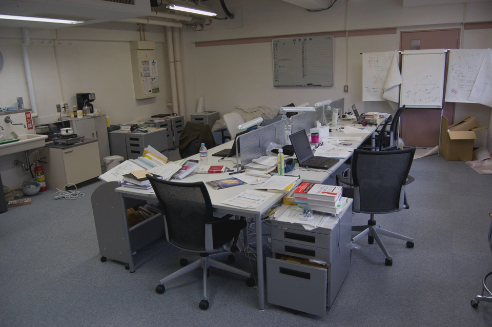 La sala de trabajo principal del departamento.