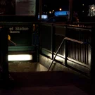 /attachments/trips/new-york/new-york-subway-entrance-queens_hu_f592d4754e7cb26f.webp