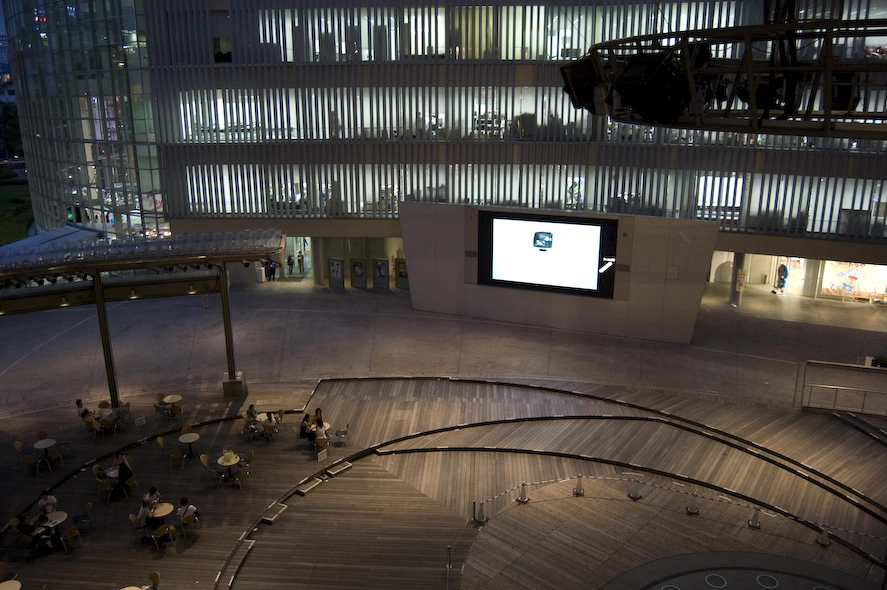 roppongi-hills-courtyard-at-night.webp