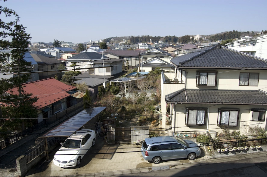 casas-residenciales-cerca-de-university-house-sanjo-sendai.webp